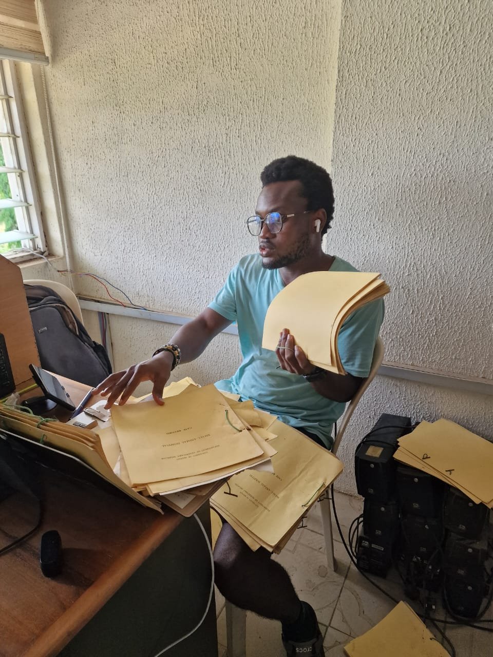 Database and physical documents validation for the Veterinary Teaching Hospital archive